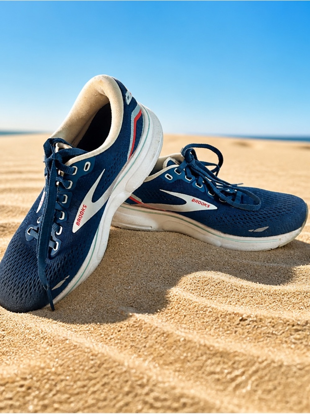 Brooks Men’s Navy Running Shoes - Lightweight Cushioning